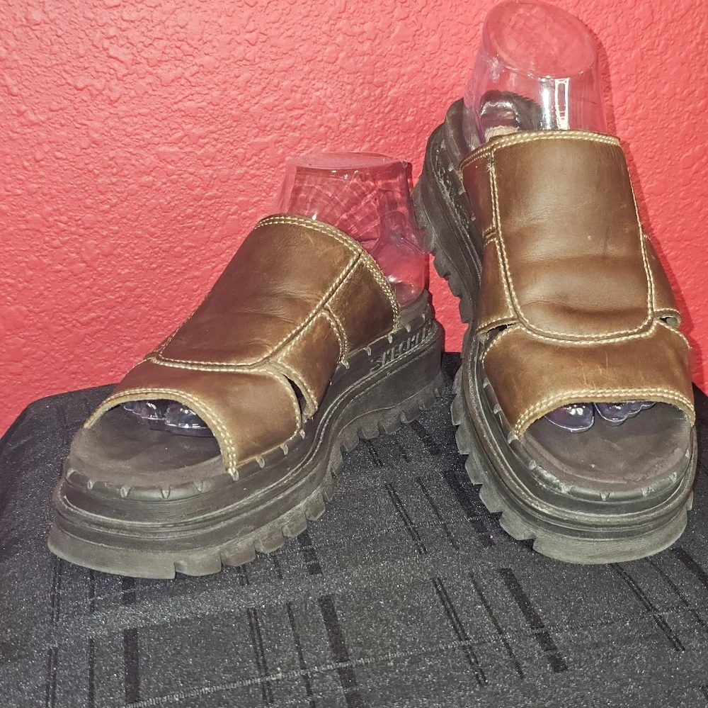 Skechers Y2K 90' Tractor Platform Sandals